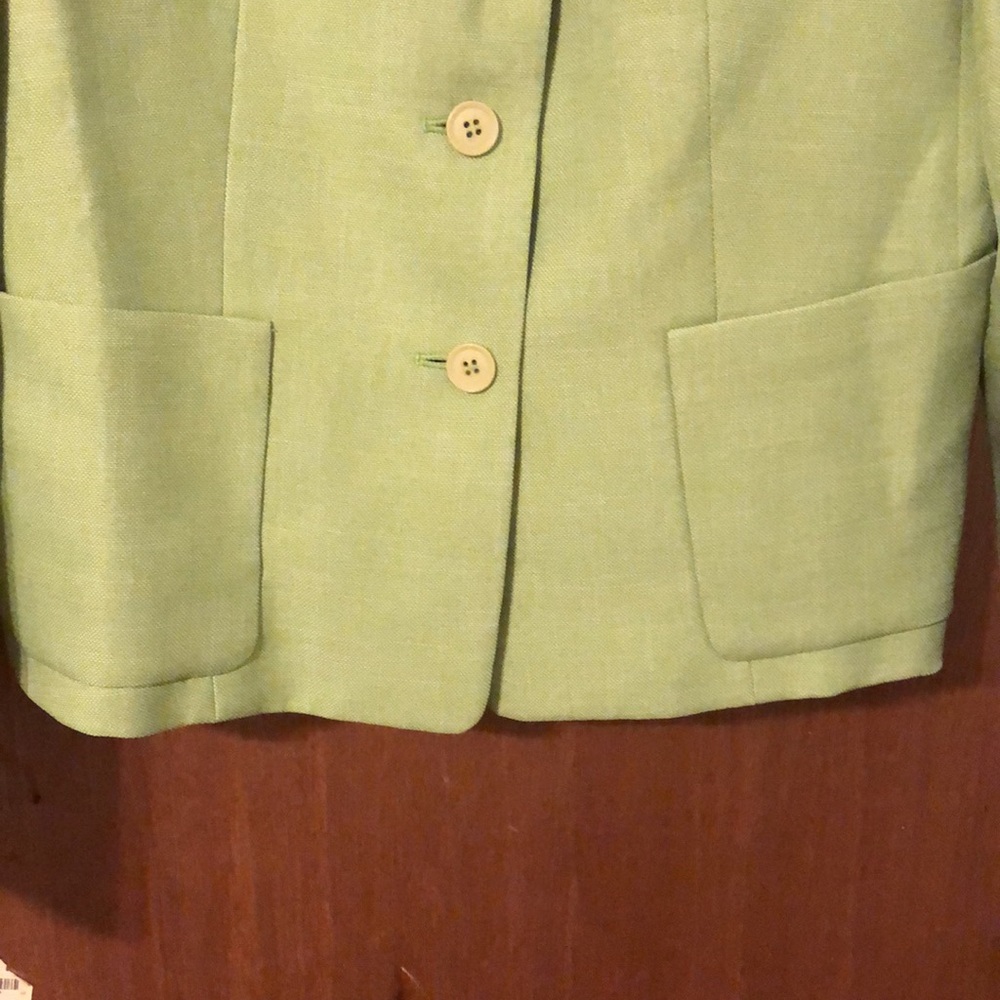 Jacket - Picture 3 of 4